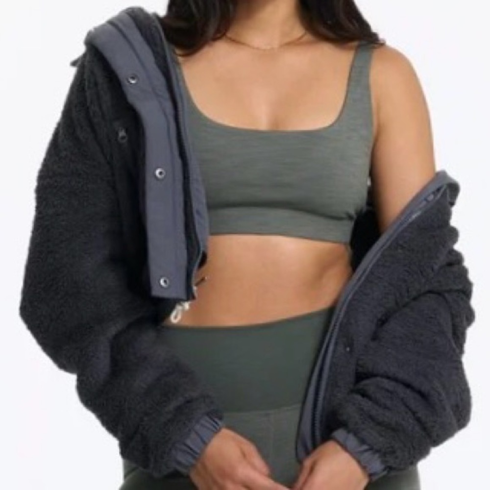 Vuori Cozy Sherpa Jacket High Pile Fleece Full Zip Charcoal Black Large